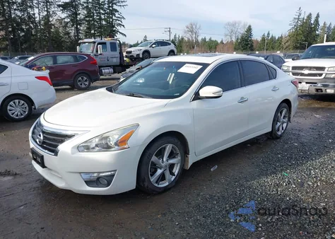 2015 Nissan Altima 2.5 Sv z USA, uszkodzony, nr VIN 1N4AL3AP3FC140243